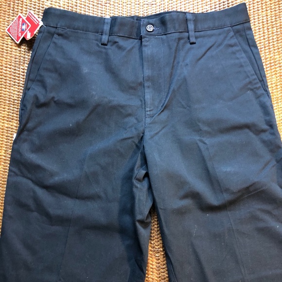 NWT Men’s Docker Individual Fit and Classic Pants - Picture 2 of 16